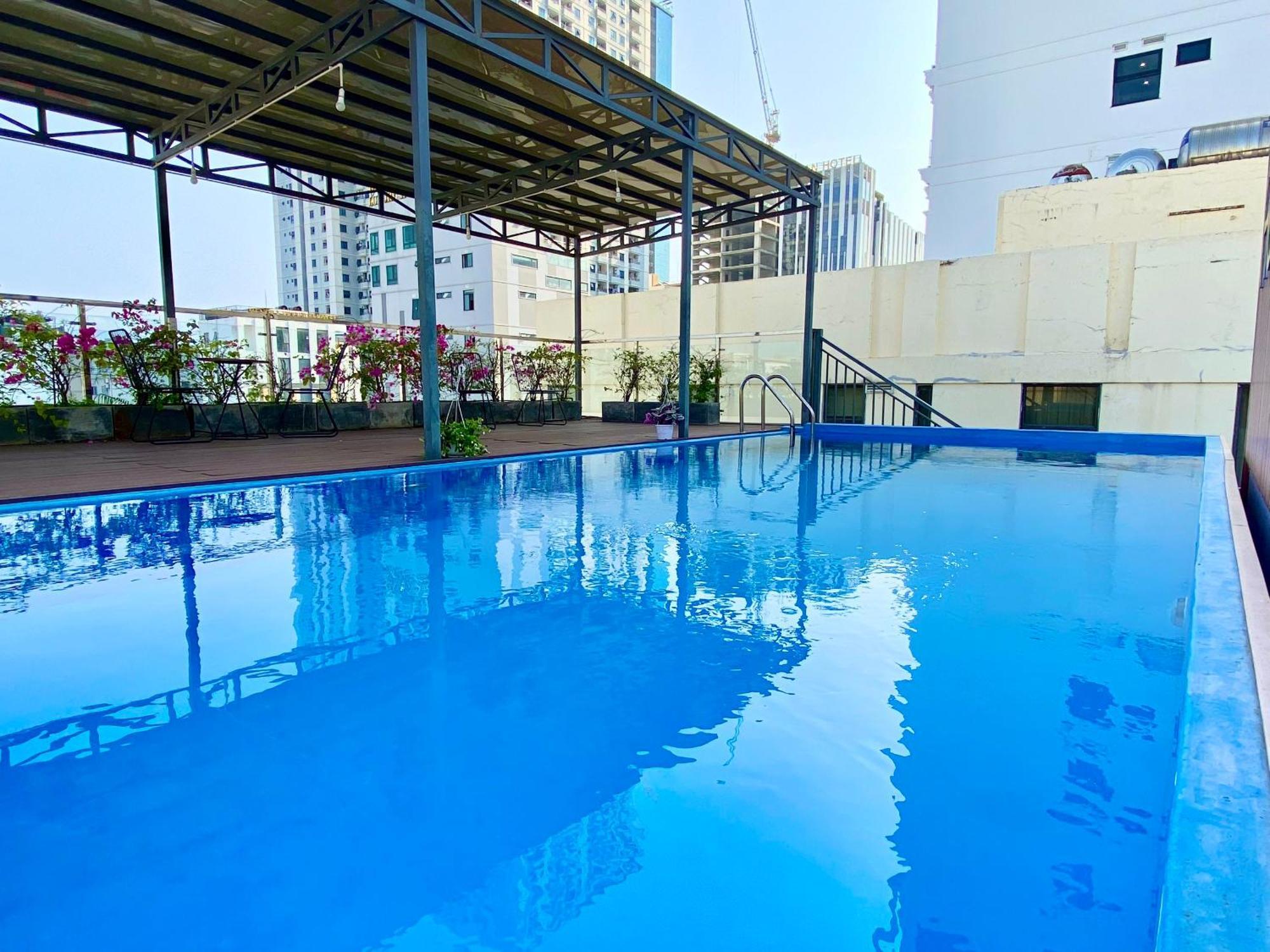 Hummer Hotel & Apartment Da Nang Beach Exterior foto